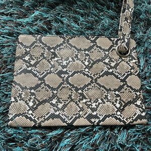 Snakeskin clutch 🐍